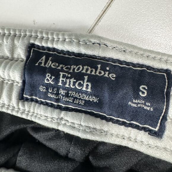 Abercrombie & Fitch Mens Spell Out Mesh Shorts Sz S Black Lined Pockets Y2K 90s - Picture 7 of 10